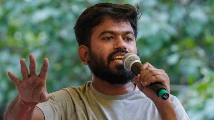CJP चीफ पर महाराष्ट्र में केस दर्ज, स्कूल में बिना इजाजत घुसने पर दर्ज हुआ मामला सरकारी स्कूल में घुसने और टीचरों को धमकाने के लगे आरोप