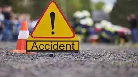 जयपुर सड़क हादसा: जयपुर में बस और ट्रक की टक्कर में आने से 3 लोगों की मौत हो गई और 20 लोग घायल हो गए।